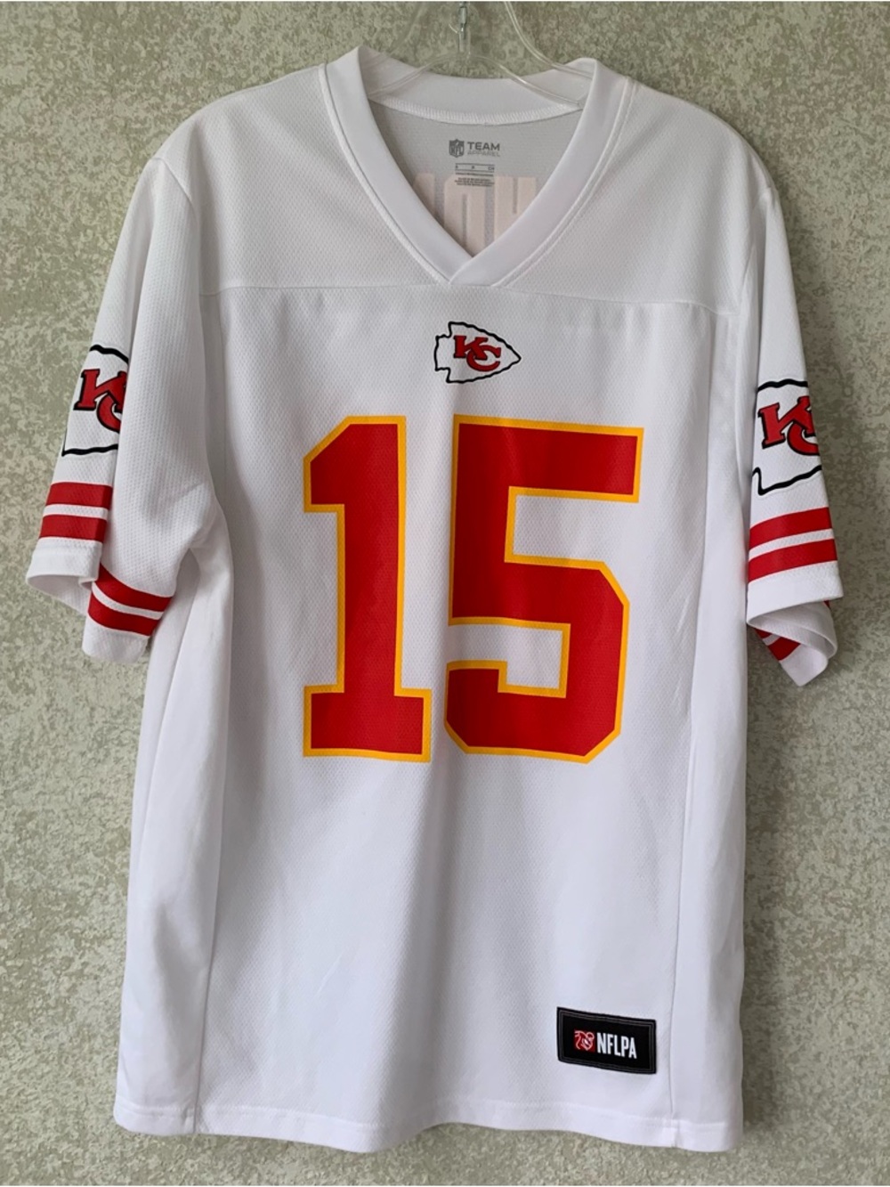Mahomes‎ 15 Chiefs Small Jersey White NFL Team Apparel Breathable Lightweight